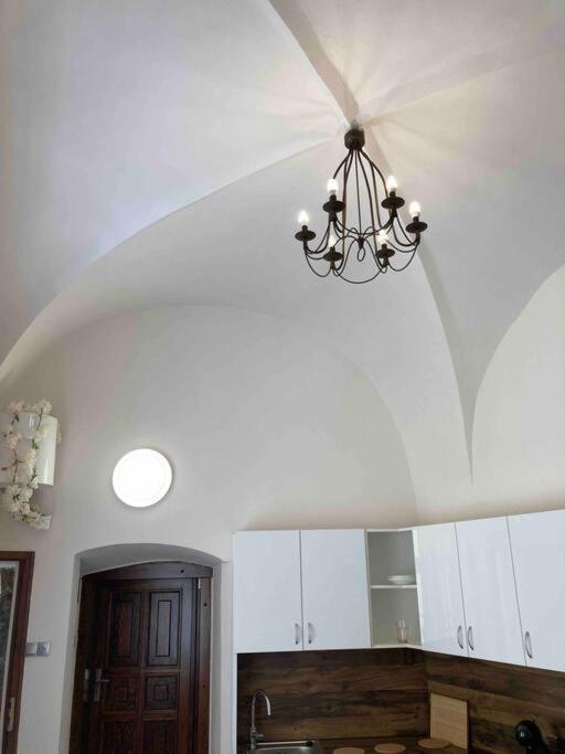 In Gothic House, 50m To The Old Town Square Апартаменти Прага