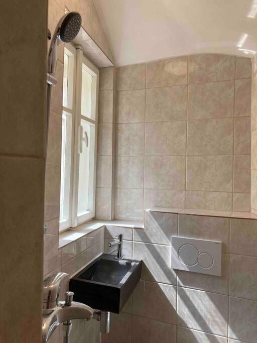 In Gothic House, 50m To The Old Town Square Апартаменти *