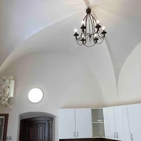 Studio In Gothic House, 50M To The Old Town Square Prague Exterior photo