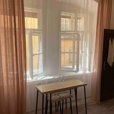 Studio In Gothic House, 50M To The Old Town Square Prague Exterior photo